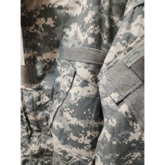 US ARMY Digital Camo Combat Shirt Military Tactical UCP Jacket Large Short New! - Picture 5 of 10